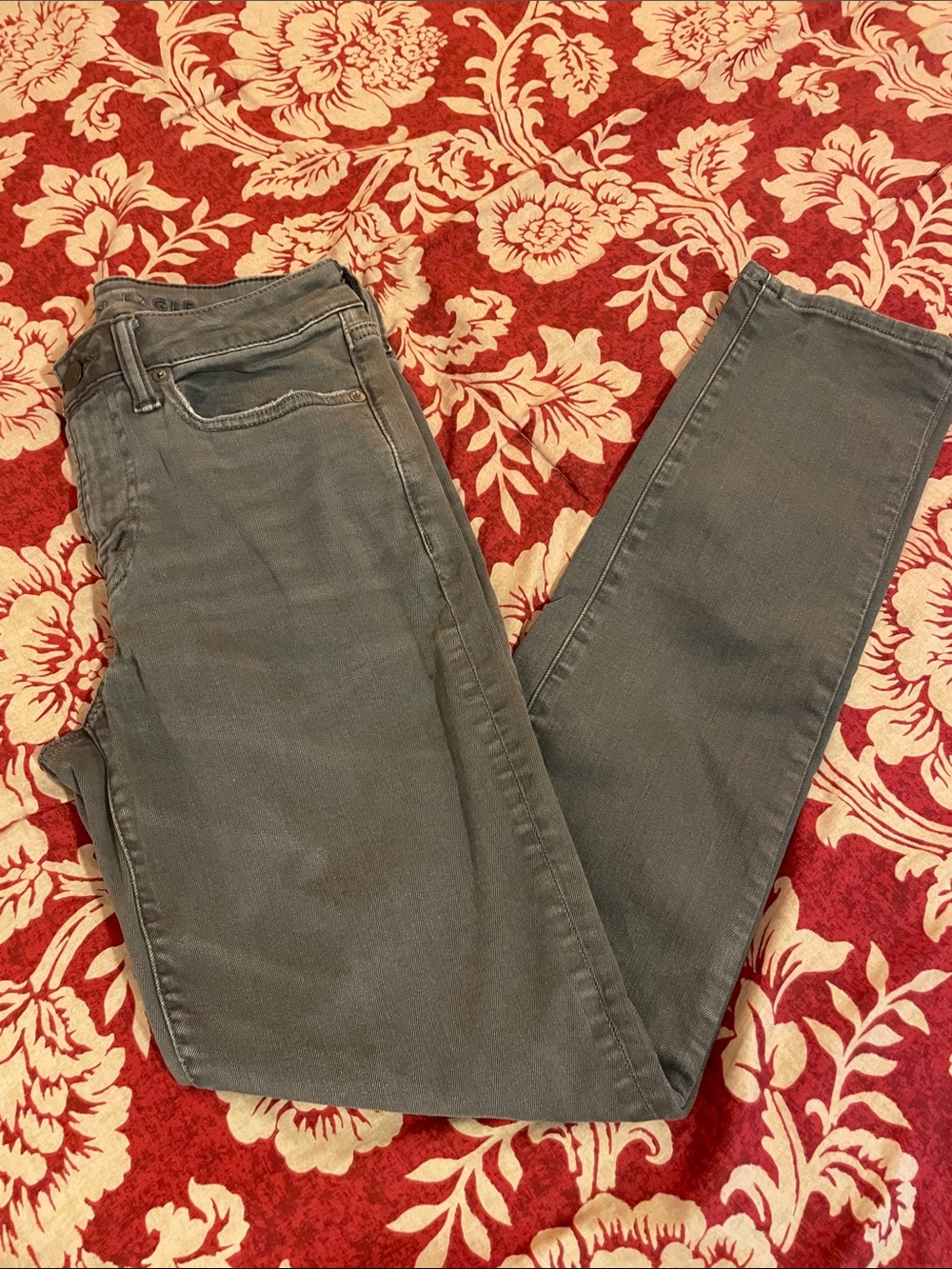 American Eagle Outfitters Men's Slim Straight Gray Jeans